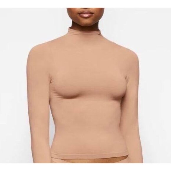 SKIMS Soft Smoothing Seamless Turtleneck NEW Sienna 4X - Picture 3 of 11